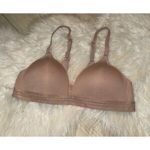 Hanes ComfortFlex Fit T-Shirt Soft Foam Wire Free Bra Womens S Small Beige G540